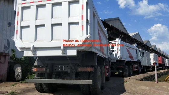Howo7 ساينو تراك غانا 10 عجلات تفريغ شاحنة 6 × 4 لسعة التحميل 40T 371hp