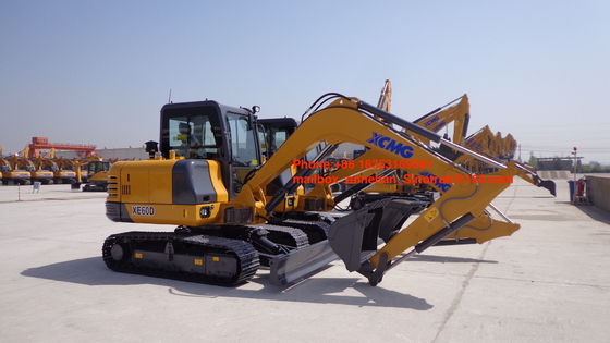 حفارة خفيفة واجب XE60D ، حفارات زحافة هيدروليكية بوزن تشغيل 6T