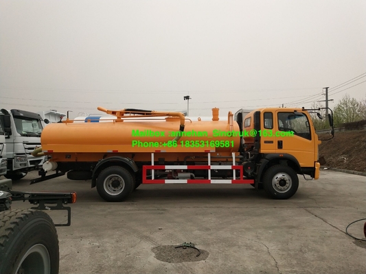 4-6m3 شاحنة شفط مياه الصرف الصحي من إطارات Sinotruk 4x2 6 مع Euro3