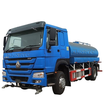 HOWO Euro2 4 4x2 6 عجلات 12000 لتر 12 متر مكعب خزان المياه شاحنة رش