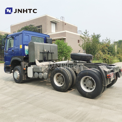95 كم / ساعة 30 طن 6 × 6 Prime Mover Truck مستعملة Howo Tractor Truck Trailer Head