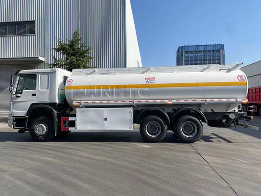 6 × 4 20000 لتر شاحنة ناقلة ساينو تراك هووا 371hp LHD القيادة
