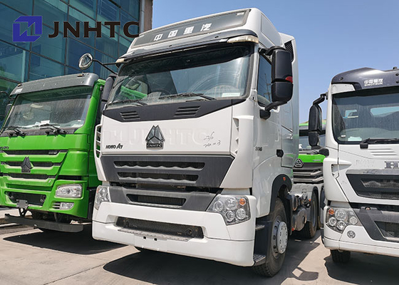Sinotruck Howo 6x4 Tractor Truck LHD نوع القيادة