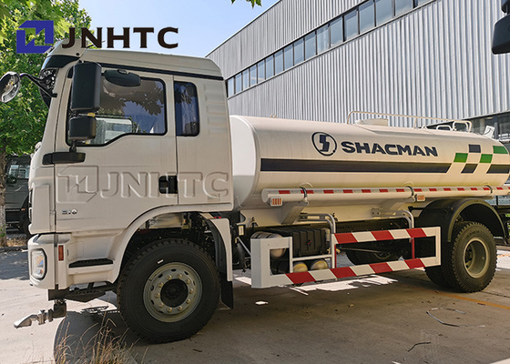 شاحنات الرش شكمان L3000 حجم 6 × 4 8000 لتر