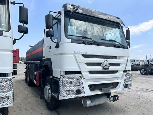 HOWO 371 HP 20000 Liters شاحنة صهريج وقود ثقيل 6X4 شاحنة صهريج نفط