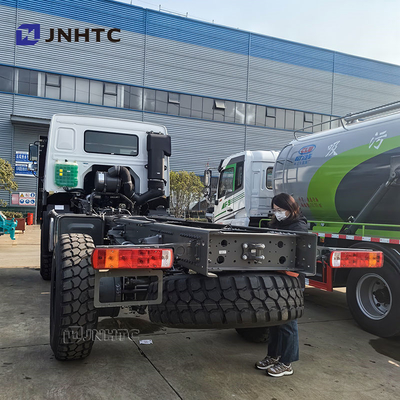 تسليم سريع SINOTRUK HOWO 4X4 شاحنة الشحن