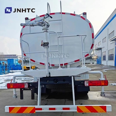 شاحنة رش المياه الساخنة 6X4 300HP/380HP 10 عجلات 25m3 للبيع