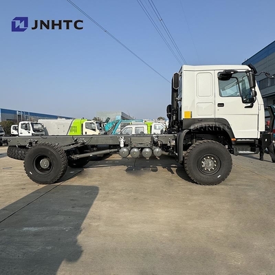 سينوتروك هوو 4X4 شاحنة شحن ناقل نقل الوزن شاحنة هيكل سعر جيد