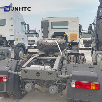 مبيعات ساخنة سينوتروك 6X4 400HP شاحنة جرارة رأس مقطورة عالية الجودة