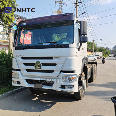 مبيعات ساخنة سينوتروك 6X4 400HP شاحنة جرارة رأس مقطورة عالية الجودة