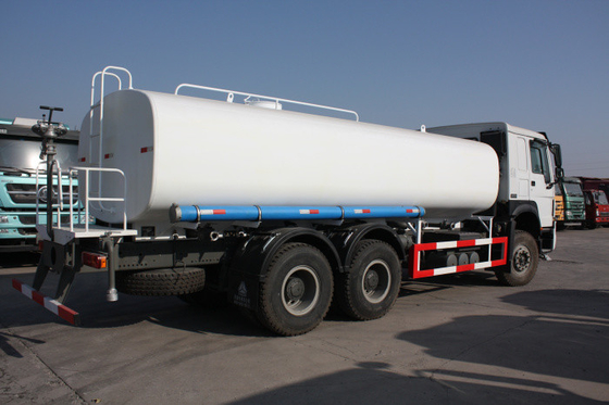 حياة طويلة ساينو تراك Howo7 خزان الوقود شاحنة 20M3 20000L 6X4 مع مضخة وأنابيب
