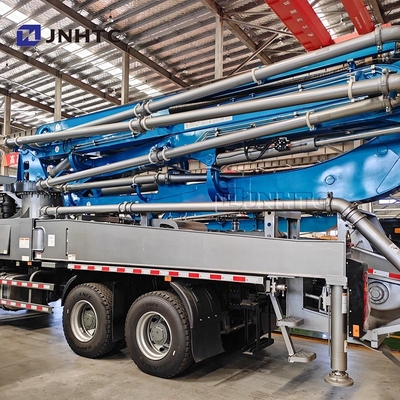 HOWO 6x4 الهيكل شاحنة مضخة الخرسانة 400HP 47m 400hp شاحنة مضخة الخرسانة