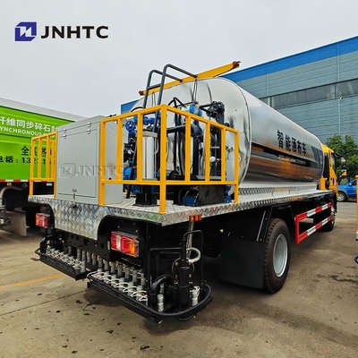 شاحنات رذاذ الأسفلت 4X2 160HP المنتشر الذكي للبيتومين للبيع