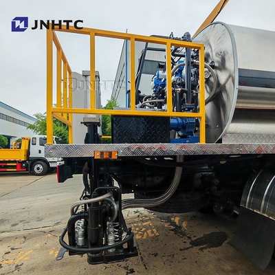 شاحنات رذاذ الأسفلت 4X2 160HP المنتشر الذكي للبيتومين للبيع