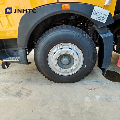 Howo TX Road Salt Spreader آلة ذوبان الثلج 6X4 350HP شاحنة مسح الثلج المناسبة