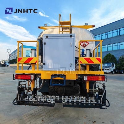 HOWO 4X2 340HP متوسعة البطين الذكية شاحنات أجهزة رش الأسفلت