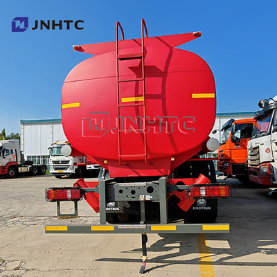 شاحنات ناقلات النفط Howo NX 8X4 400HP 30000 لتر نقل الوقود شاحنات ناقلات الوقود