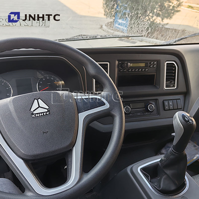 هوو لايت ميني 4 * 4 6 عجلة عربة مزدوجة صف شاحنة شحن مع رافعات الجهاز التلسكوبي 8 طن رافعة مثبتة شاحنة شحن