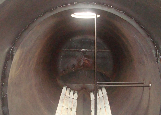مرت ISO 10 Wheeler Sinotruk Howo شاحنة صهريج الأسمنت السائبة وشاحنة جرار مع جسم ناقلة 50M³
