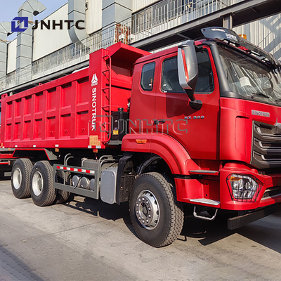 مبيعات ساخنة في أفريقيا Howo NX 6X4 القيادة 340/380/420HP الشاحنة ذات القيادة اليمنى