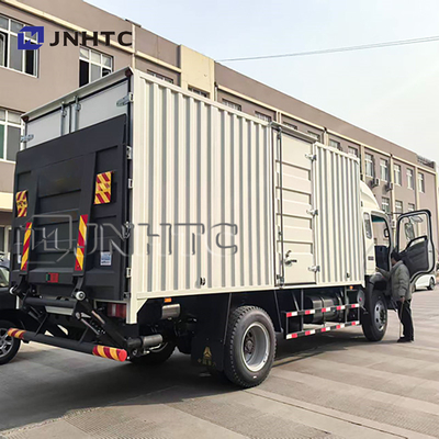 Sinotruk Howo 4X2 300 HP Euro II القيادة اليمنى جمع القمامة شاحنة مضغوطة شاحنة جمع النفايات شاحنة