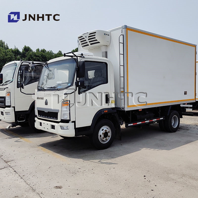 شاحنة ثلاجة Sinotruk 4x2 شاحنة تبريد التجميد 5 طن لشاحنة تبريد للأسماك الحية