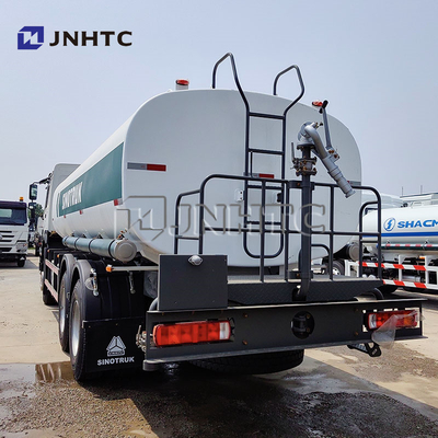 HOWO 6X4 300HP شاحنة تسقي 10000L للحفاظ على رطوبة الطريق