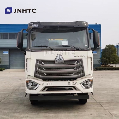 HOWO NX شاحنات رذاذ الأسفلت 4X2 2206HP للبيع