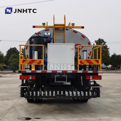 HOWO NX شاحنات رذاذ الأسفلت 4X2 2206HP للبيع