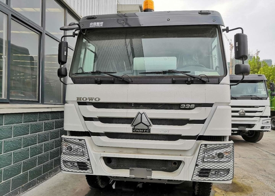 ساينو تراك يشغله 6 × 4 10 عجلات ملموسة المحرض شاحنة محرك الديزل 10CBM القدرات