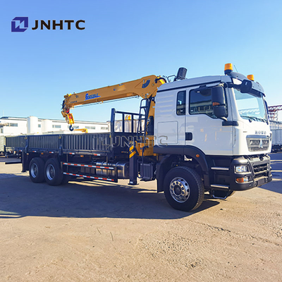 شاحنة نقل البضائع الجديدة HOWO TX380 6x4 12T ذات السطح المسطح والجانب القابل للطي مع رافعة ذراع مستقيمة للبيع