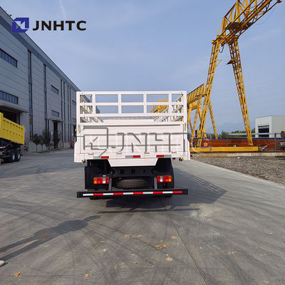 شاحنة بضائع خفيفة الوزن سينوتراك هوو 10 أطنان جديدة 4x2 4x4 دفع ديزل وقود عجلة قيادة يمنى للبيع