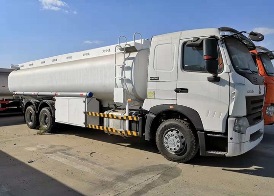 371hp 6 × 4 خزان الوقود شاحنة ساينو تراك HOWO A7 10 عجلات 21cbm القدرات
