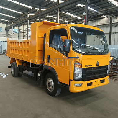 شاحنة قلاب خفيفة SINOTRUK HOWO 3-5 طن YN4102QBZL 116HP Euro2 ذات الدفع الأيمن