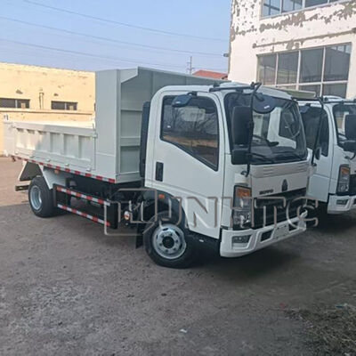 شاحنة قلاب خفيفة SINOTRUK HOWO 3-5 طن YN4102QBZL 116HP Euro2 ذات الدفع الأيمن