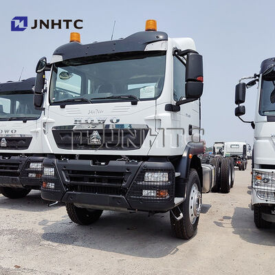 شاحنة شاسيه سينوتراك هوو TX 6X4 ذات السرير المسطح القابل للطي للبيع بسعر رخيص