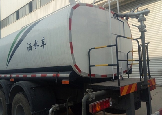 Q345 HOWO Water Container Truck 6 X 4 336HP Euro II High Collision Resistance
