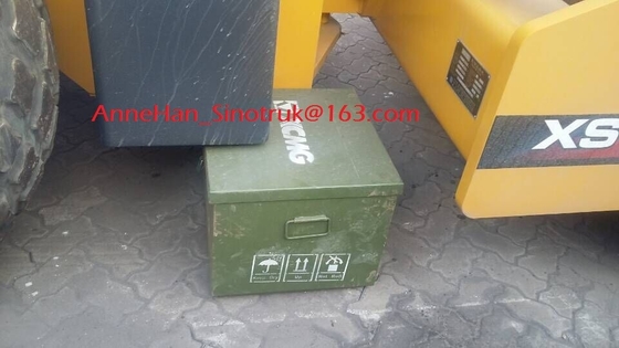 آلات صيانة الطرق MAFAL ذات أسطوانة واحدة XS122 عالية الكفاءة