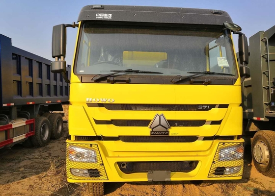 الرفع الأوسط ساينو تراك HOWO 6X4 تفريغ شاحنة الثقيلة 10 عجلات 3 المحور