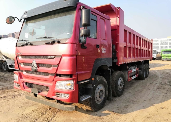 HOWO Heavy Duty 6x4 Dump Truck Equipment مع 371hp أحمر اللون الدولي شاحنة قلابة
