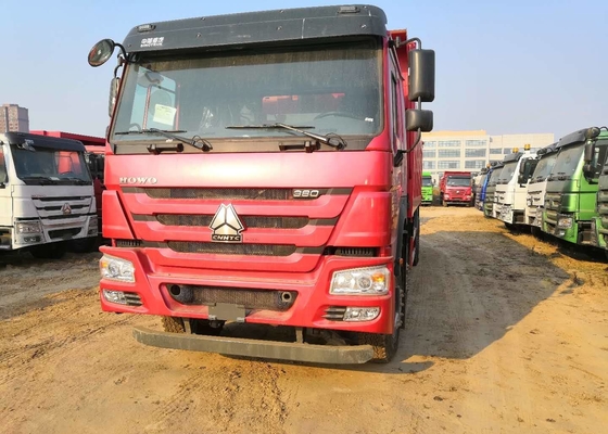 HOWO Heavy Duty 6x4 Dump Truck Equipment مع 371hp أحمر اللون الدولي شاحنة قلابة