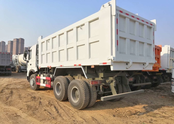 أبيض HOWO 6X4 قلابة شاحنة 3 المحور تفريغ شاحنة الثقيلة 30 طن تحميل