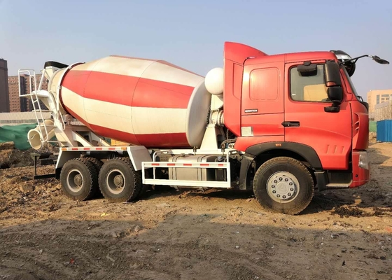 HOWO الثقيلة اسمنت خلاط شاحنة 10 عجلات اليورو الرابع قياسي CCC / ISO