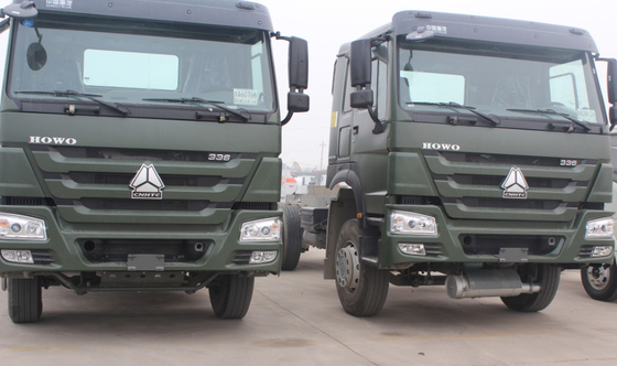 الثقيلة رئيس المحرك شاحنة ساينو تراك هوو 4X4 جميع العجلات - محرك جرار شاحنة 350hp