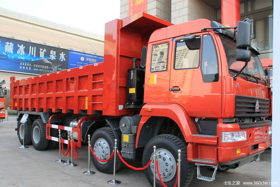 تي نموذج بطني رفع / رفع الجبهة البسيطة شاحنة قلابة SINOTRUK STEYR 8 By 4 EURO II قياسي