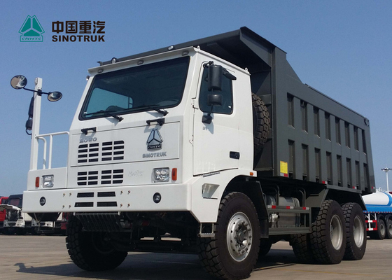 أبيض 6 × 4 التعدين الملك الثقيلة تفريغ شاحنة 70T الحمولة تصميم خاص