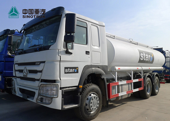 HOWO EURO 2 336 خزان الوقود شاحنة ، ناقلة النفط شاحنة 25CBM 20 طن الحمولة