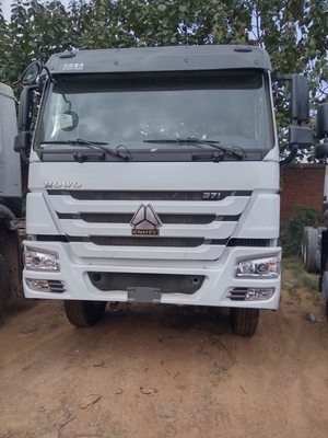 ساينو تراك HOWO Dropside Cargo المركبات التجارية شاحنة الشاسيه LHD 6X4 371HP