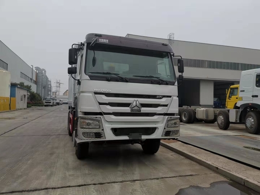 Howo7 ساينو تراك غانا 10 عجلات تفريغ شاحنة 6 × 4 لسعة التحميل 40T 371hp