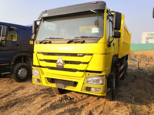 اللون الأصفر 10 إطارات شاحنة قلابة كبيرة SINOTRUK HOWO 371HP 6X4 قلابة شاحنة